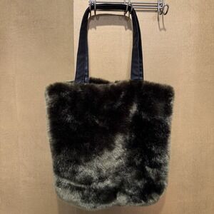 Luxe LF Dark Green Faux Fur Shoulder Bag Black Straps Snap Close 2 Inner Pockets